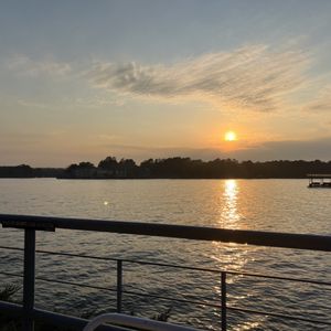Bubba Brews - On Lake Hamilton